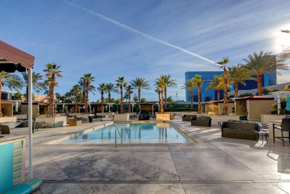 Mgm Signature-32-607 F1 Track & Strip View Balcony Las Vegas Bagian luar foto