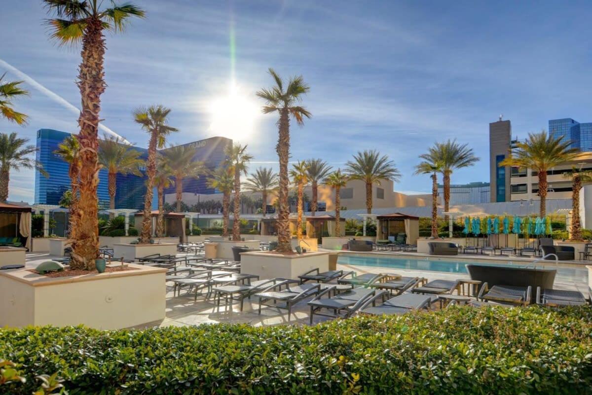 Mgm Signature-32-607 F1 Track & Strip View Balcony Las Vegas Bagian luar foto